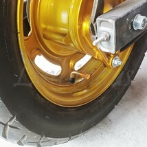 DUCATI ドゥカティ ムルティストラーダ 1200S ストリートファイター848 汎用 ホイール タイヤ エアーバルブ エアバルブ キャップ 赤_画像5