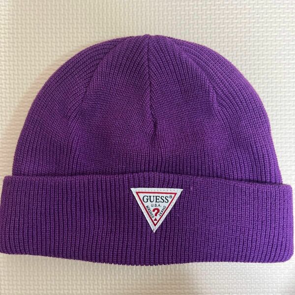 【GUESS】 紫 ニット帽