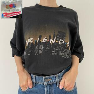 GF514 フレンズ Friends Tシャツ 1995年 90s 海外ドラマ 古着 ビンテージ XXL サイズ フルーツオブザルームタグ 墨色