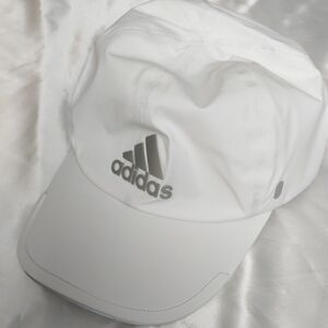 アディダス キャップ 帽子 メッシュ ホワイト 白 ゴルフ マラソン テニス adidas 紫外線対策 新品未使用