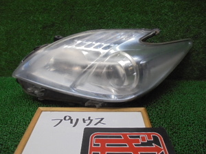 5FD1571 IG5)) トヨタ プリウス ZVW30 前期型 L 純正 ヘッドライト左 コイト47-29