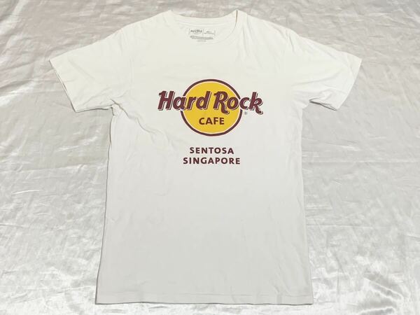 【送料無料 値下げ交渉歓迎】ハードロックカフェ シンガポールセントーサ島 半袖Tシャツ HardRockCAFE ホワイト ビッグロゴ 古着白音楽国別