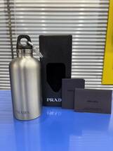 ◆ PRADA プラダ ロゴ 水筒 ウォーターボトル カップ コップ タンブラー シルバー 2UH002 BOTTIGLIA TERMICA 未使用　保管品　現状　良好_画像1