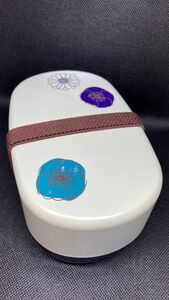 新品！日本製　花模様と色合いに品がある男女問わず使いやすい漆器２段弁当箱