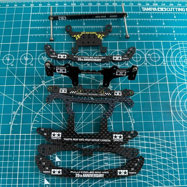 ミニ四駆　ジャンクカーボン①