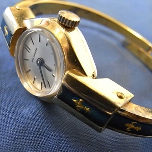 動作品 ブッフェラー 手巻き バングル ゴールド レディース腕時計 エナメル BUCHERER swiss made の画像3
