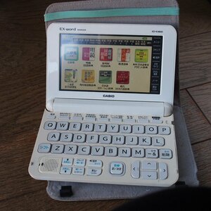 CASIO カシオ XD-K4800　EX-word DATAPLUS 9　カラー 電子辞書　高校生のための学習ツール