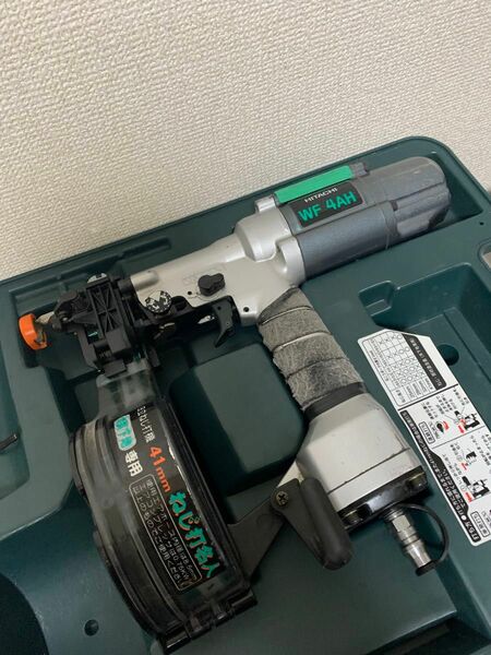 HITACHI 日立工機 41mm 常圧 ねじ打機 WF4Ahケース付 ねじ打ち機 ビス打機 ビス打ち機 ターボドライバー 