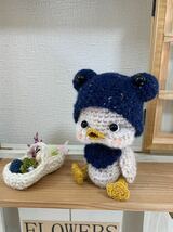 青い帽子をかぶったあひるたん　あみぐるみ　ハンドメイド_画像6