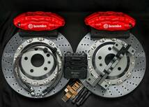  TOYOTA ハイエース H200系 2004- ワゴン/バン フロントBrembo Brake System 4pot/340mm 17インチ～　　_画像1