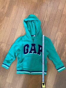 GAP ギャップ　パーカー　 キッズ 子供服　4歳