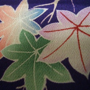 古布正絹錦紗縮緬はぎれ紫地に花柄 30×142㎝ アンティーク昔着物リメイク古裂の画像4