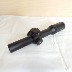 ★【1円スタート】【未使用品】実物 Vector Optics Continental 1-6x28 FFP SCFF-31の画像1