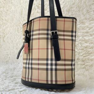 1円〜 【極美品】Burberry バーバリー トートバッグ バケツ型 PVCレザー 肩掛け チャーム 新品シール付 ノバチェック メガチェック A4/PC◎