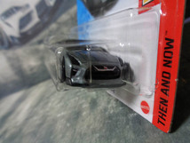 ホットウィール 2017 ニッサン GT-R R35 　HotWheels '17 NISSAN GT-R 〔R35〕　カード傷み　　///Am22_画像2