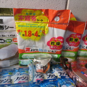 N④26 日用品 色々 詰め合わせ 鍋 硝子ボウル 多用途 不織布シート メロディベル 軍手 洗濯用洗剤 石塚硝子 アルコロック ガラス フランスの画像2