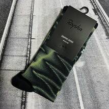 新品 Rapha Graphic Socks Lサイズ (JP 28-30cm) イエロー/ブラック ラファ グラフィック ソックス_画像2