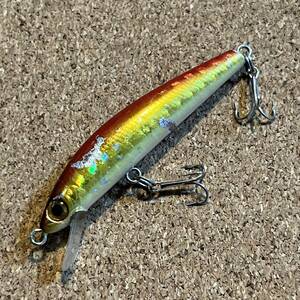 バスデイ シュガーミノー50F アカキン Bassday SUGAR MINNOW F 50mm