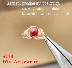 SUI8- a Garnet ring K14gf #10.5