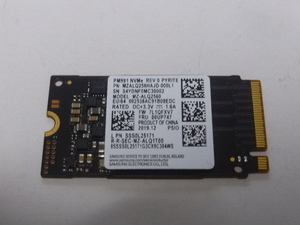 Samsung PM991 SSD M.2 NVMe Type2242 Gen 3.0x4 256GB 電源投入回数59回 使用時間1時間 正常100% MZALQ256HAJD-000L1 中古品です