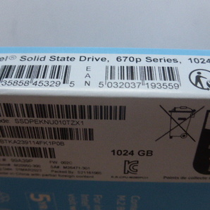 INTEL SSD 670p SERIES M.2 NVMe Type2280 Gen 3.0x4 1024GB(1TB) 電源投入回数11回 使用時間2時間 正常100% SSDPEKNU010TZ 中古品ですの画像4