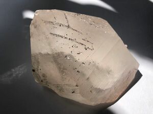 マニカラン　水晶　セルフヒールド 原石 天然石 パワーストーン 鉱物
