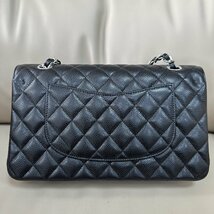 新品未使用★CHANEL シャネル★A01112 キャビアスキン ダブルフラップマトラッセ ハンド チェーンショルダーバッグ シルバー金具 ブランド_画像3