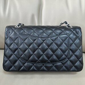 新品未使用★CHANEL シャネル★A01112 キャビアスキン ダブルフラップマトラッセ ハンド チェーンショルダーバッグ シルバー金具 ブランドの画像3