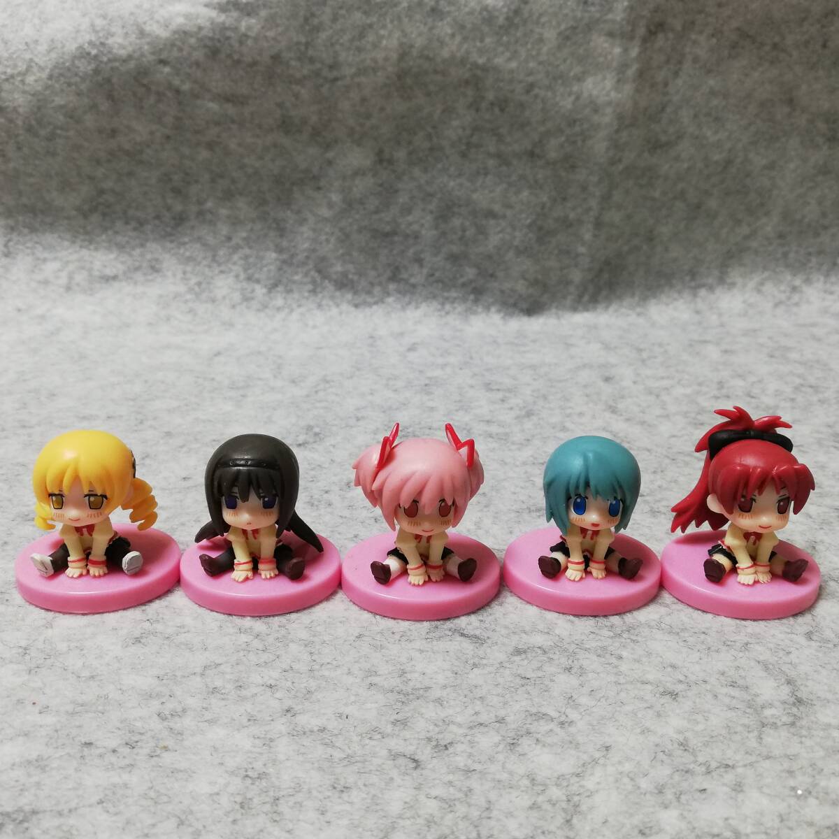 魔法少女まどか☆マギカ ローソン 指人形 当選品 - メルカリ