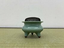 諏訪蘇山 青磁三足香炉 透かし火屋 香道具 骨董品 古美術品 811020mqN_画像3