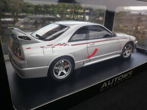 絶版！ Aa 1/18 送料無料 日産 NISSAN スカイライン SKYLINE ニスモ NISMO GT-R R33 R-TUNE VERSION SILVER W/STRIPES オートアート 77326 