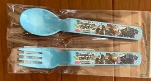  unopened 2 piece set sale Kamen Rider Saber character spoon Fork case spoon . Fork 