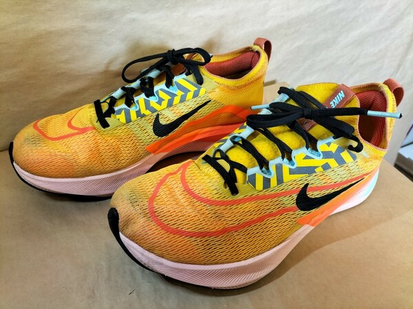 【送料無料】NIKE ZOOM FLY4 ナイキズーム フライ 4/ DO2421 739 UNIVERSITY GOLD/BLACK-AMARILLO/ 26.0cm