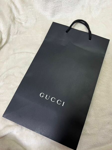 紙袋・ショッパー　GUCCI・adidas セット　バラ売りも可能