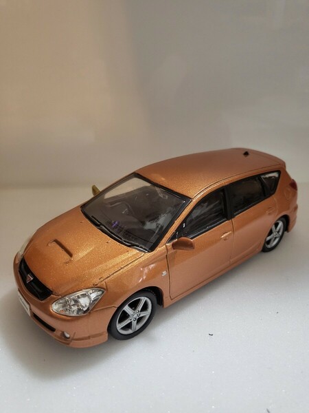 1/24 トヨタ カルディナ CALDINA カラーサンプル 非売品 ミニカー　オレンジメタリック 難あり　AZT246W カルディナGT-FOUR 