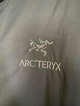 送料無料　未使用　ARC'TERYX Atom Jacket M　Mサイズ アークテリクス アトムジャケット メンズ 2023年モデル Graphite グラファイト_画像4