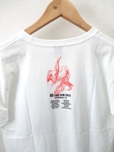 美品/B'z:ビーズ/LIVE-GYM 2022 -Highway X-ツアーファイナル/会場限定 ツアー Tシャツ/ホワイト/XLsize/オフィシャル ツアー グッズ_画像9