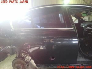 1UPJ-10051290]BMW 320i(3B20 F30)右後ドア FUYAO M540 中古