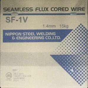 軟鋼 SF-1V 1.4 x 15Kg フラックス入りワイヤ 日鉄 溶接 溶接棒 溶接ワイヤ 溶接ワイヤーの画像1