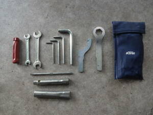 [ original ] KTM DUKE 250 loaded tool tool set tool set 390 RC 125 Duke tool