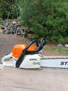 チェーンソー　STIHL