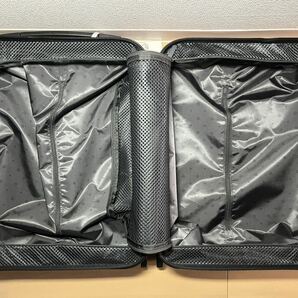 未使用RIMOWA ESSENTIAL LITE 19L エッセンシャルライト レッドグロス TSAロック 機内持ち込み リモワ の画像8