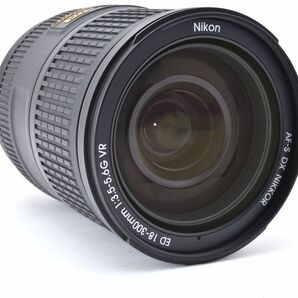■美品■NIKON AF-S DX NIKKOR 18-300mm F3.5-5.6 G ED VR■F420 ニコンの画像3