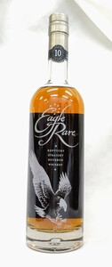 未開栓 Eagle Rare BOURBON WHISKY イーグル・レア 10年 ウイスキー 45% 700ml バーボン ウイスキー 古酒 Lh3.10