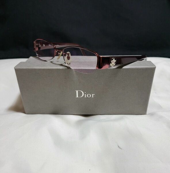 ◆Christian Dior◆ロゴ付き 眼鏡 チタンフレーム 度入り 