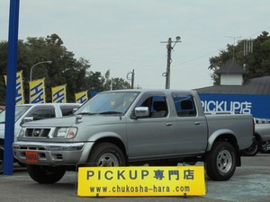 Datsun 2.4 AX Double cab 4WD オートマ 16アルミ