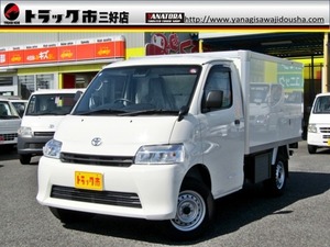 タウンエーストラック 1.5 冷凍車 中温冷凍車 -7度設定 衝突軽減ブレ-キ 登録済未使用車