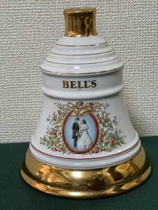 【訳あり】BELL'S ベルズ ウイスキー ウエディング 白 陶器ボトル 