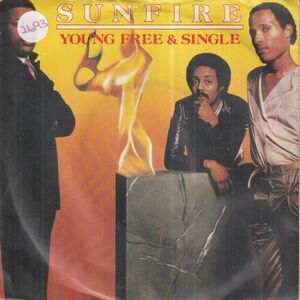 Sunfire - Young, Free & Single / Shake Your Body (A) O126