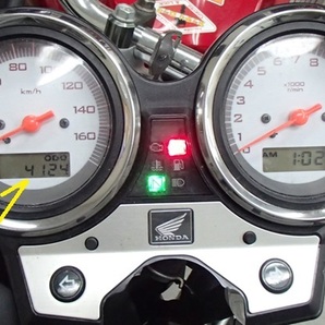 VTR250 インジェクション車 欠品パーツが少しありますが、走行わずか 4124km のピカピカ車両の画像9